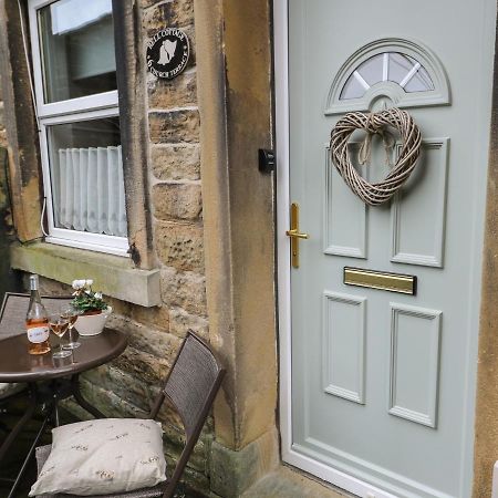 Bell Cottage 홀름퍼스 외부 사진