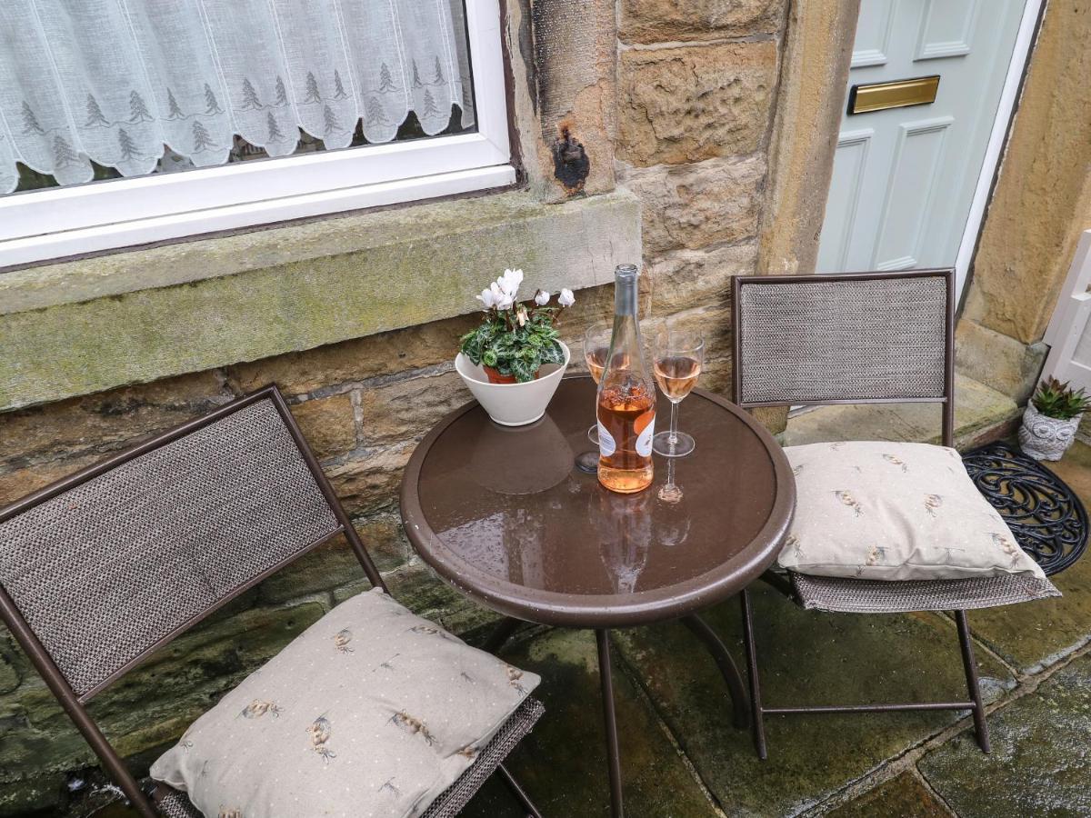 Bell Cottage 홀름퍼스 외부 사진